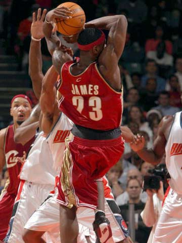 牵制制造 牵制制造